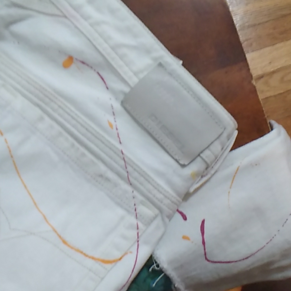 Jeans - Picture 3 of 3